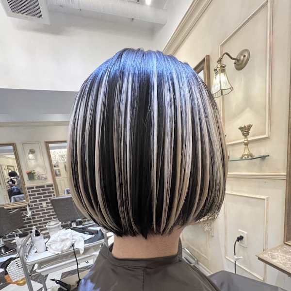 アンブレラカラー/ホワイトブロンド/細めハイライト