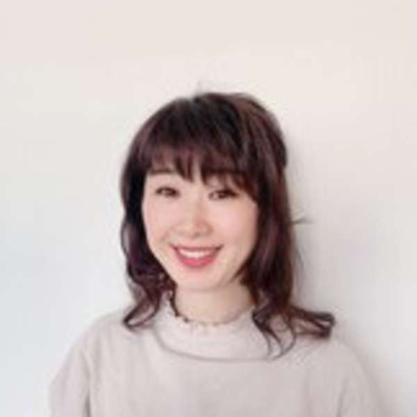 Relax&Beauty Salon GLOW【リラックスアンドビューティーサロングロー】のスタッフ紹介。永田 悠子