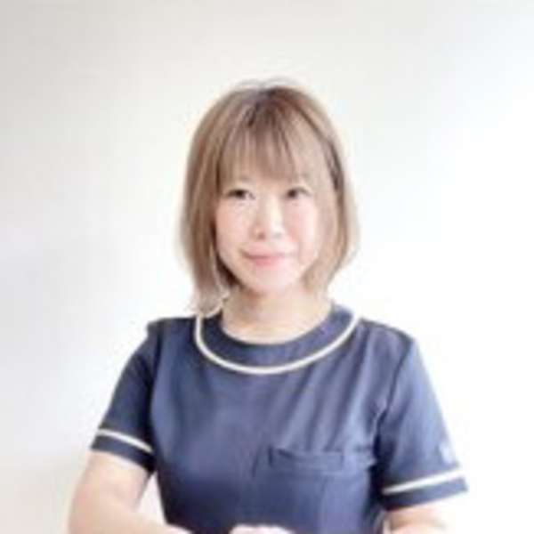 Relax&Beauty Salon GLOW【リラックスアンドビューティーサロングロー】のスタッフ紹介。タナカ アサコ