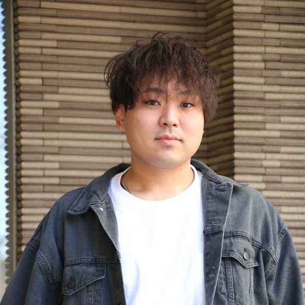 Hair Design Forest. -髪質改善- 流山おおたかの森【ヘアーデザインフォレストカミシツカイゼンナガレヤマオオタカノモリ】のスタッフ紹介。daishi