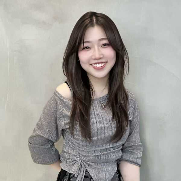 GLROW【グロウ】のスタッフ紹介。Kaori 大宮/韓国