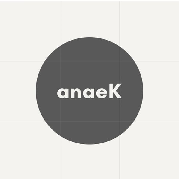 アナエク【アナエク】のスタッフ紹介。アナエクスタッフ
