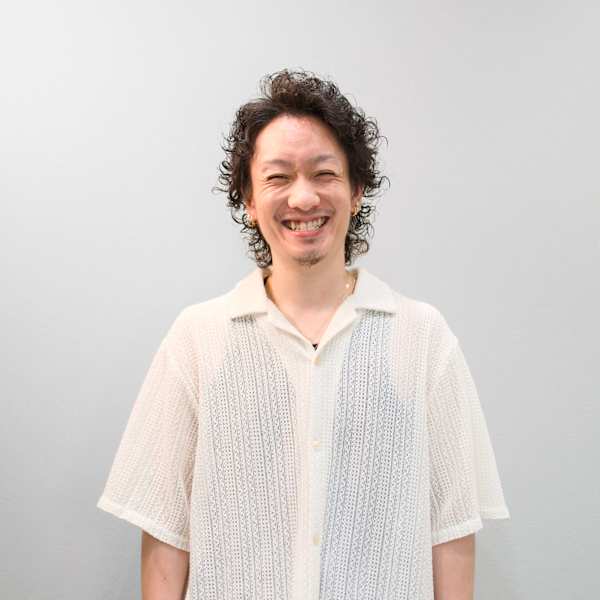 ROW町田【ロウマチダ】のスタッフ紹介。清水仰士