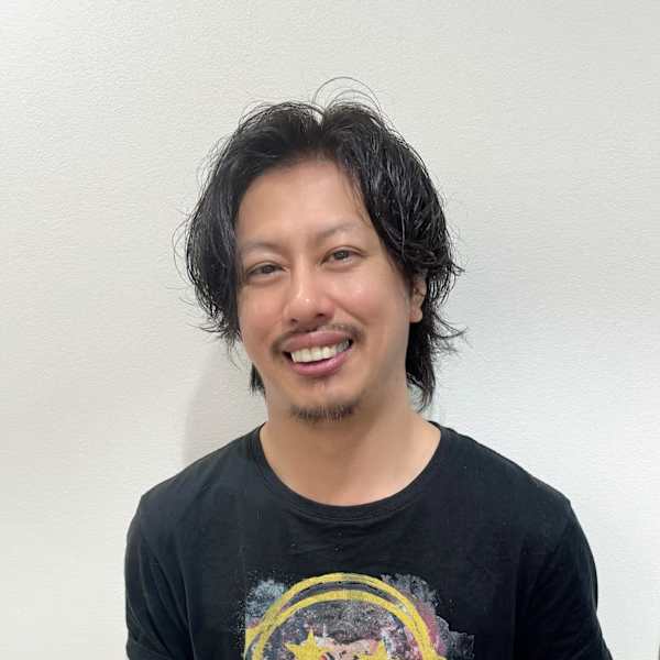 Hair&cafe Chill...【ヘアアンドカフェチル】のスタッフ紹介。橋口 隆仁