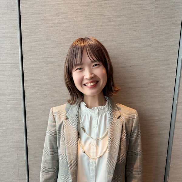 Rooo HAIR【ルーヘア】のスタッフ紹介。ちあき