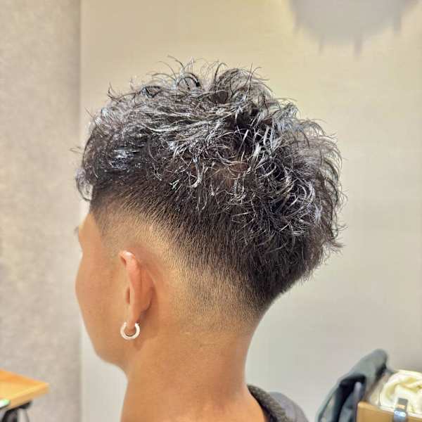 短髪パーマ|半個室型美容室 Sourire 春日千歳町店