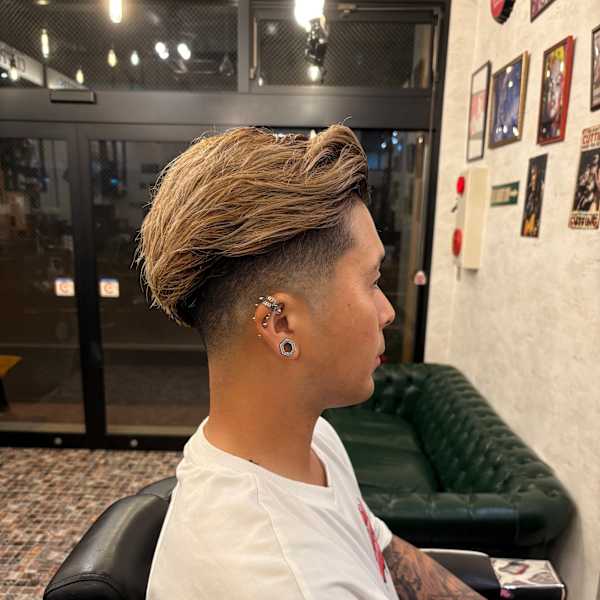 スキンフェードスリックバック