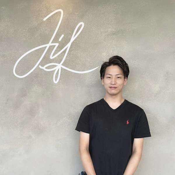 JiL【ジル】【ジル】のスタッフ紹介。中前 紳介