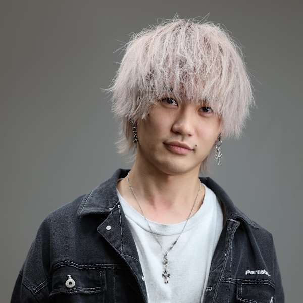 LIPPS hair 大宮【リップスヘアー】【リップスヘアー オオミヤ】のスタッフ紹介。越村 俊介