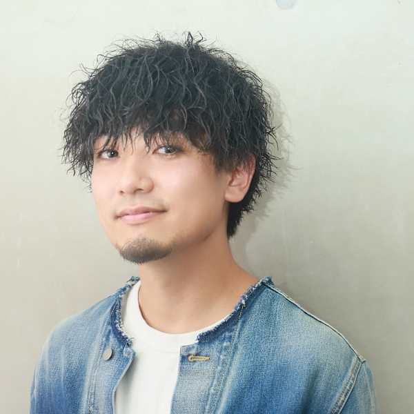 LIPPS hair 川崎【リップスヘアー】【リップスヘアー カワサキ】のスタッフ紹介。中村 祐規