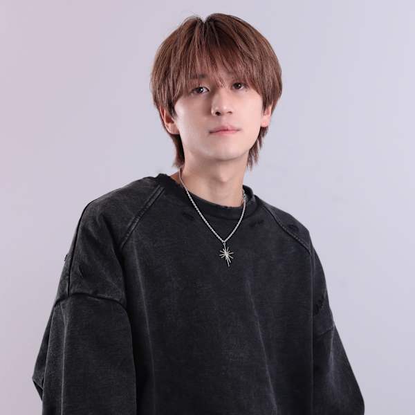 LIPPS hair 心斎橋【リップスヘアー】【リップスヘアー シンサイバシ】のスタッフ紹介。伊東 凌平