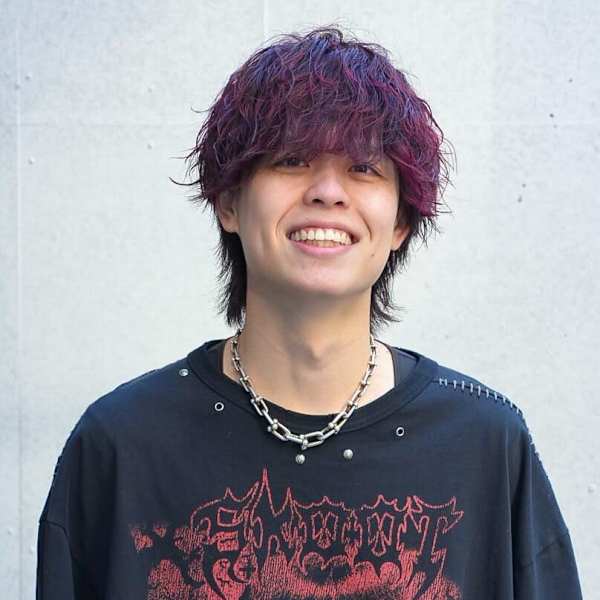 LIPPS hair 横浜【リップスヘアー】【リップスヘアー ヨコハマ】のスタッフ紹介。町 隼人