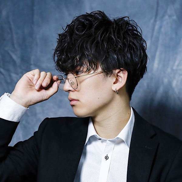 癖毛風パーマ ビジカジヘア