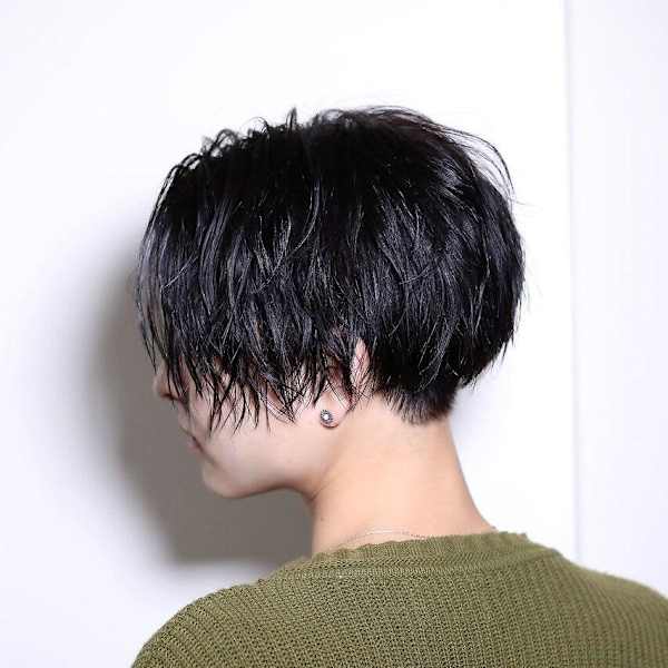 【艶髪】ミディアムセンターパート