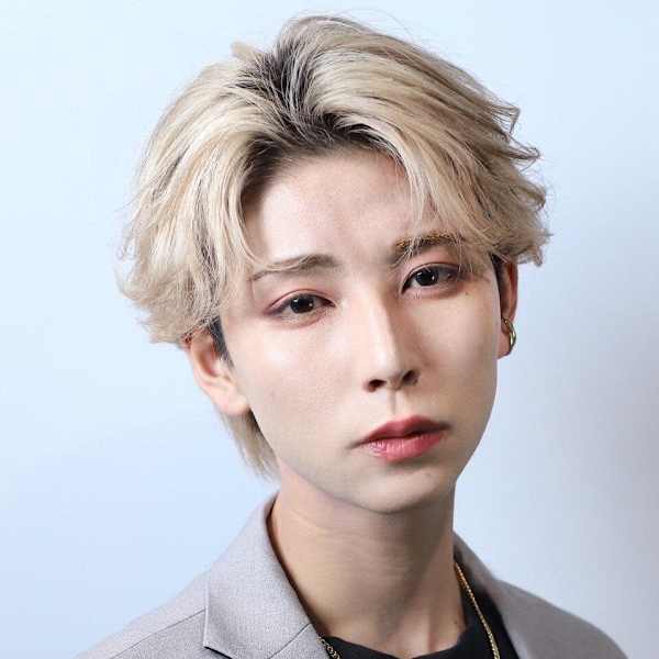 ハイトーン フェザーショート