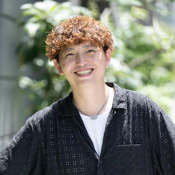 inswer 髪質改善 美地肌 ヘッドスパ 上野【アンサー カミシツカイゼン ビジハダ ヘッドスパ ウエノ】のスタッフ紹介。高見 祥平
