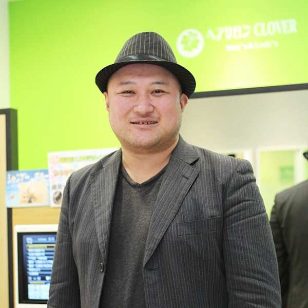 綱島 CLOVER【ツナシマ クローバー】のスタッフ紹介。【専務】岡田 勝弘(木曜のみ出勤)