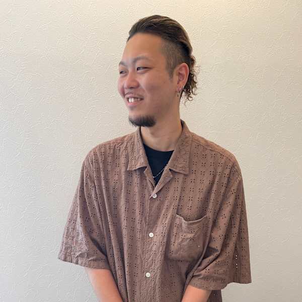 アフロディーテ 南中山店【アフロディーテミナミナカヤマテン】のスタッフ紹介。相良 泰斗