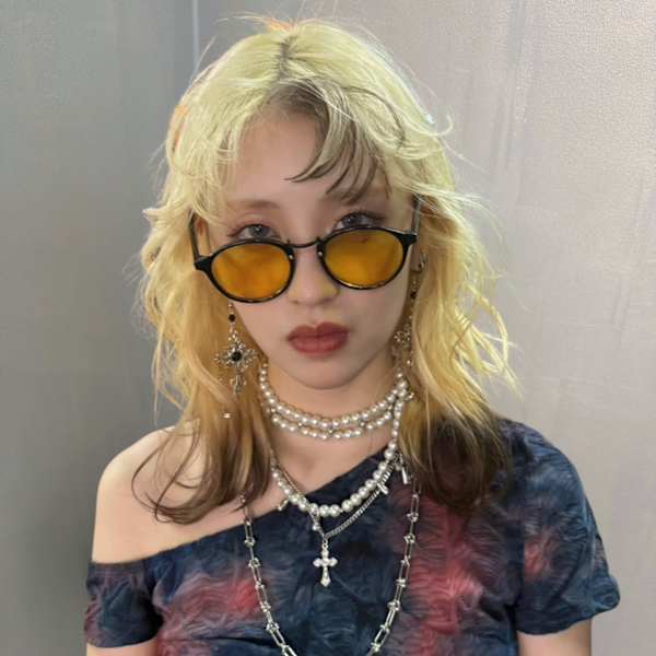 ハイトーン 裾カラー ブロンドカラー ブリーチ 10代20代|Lauren¶de並木坂店【髪質改善/カラー】