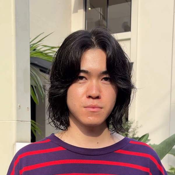 ステップボーンカットメンズヘア/センターパート/メンズボブ