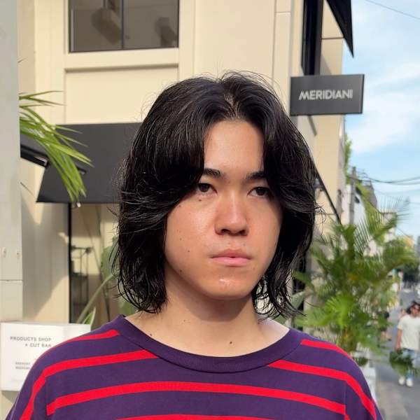 ステップボーンカットメンズヘア/センターパート/メンズボブ