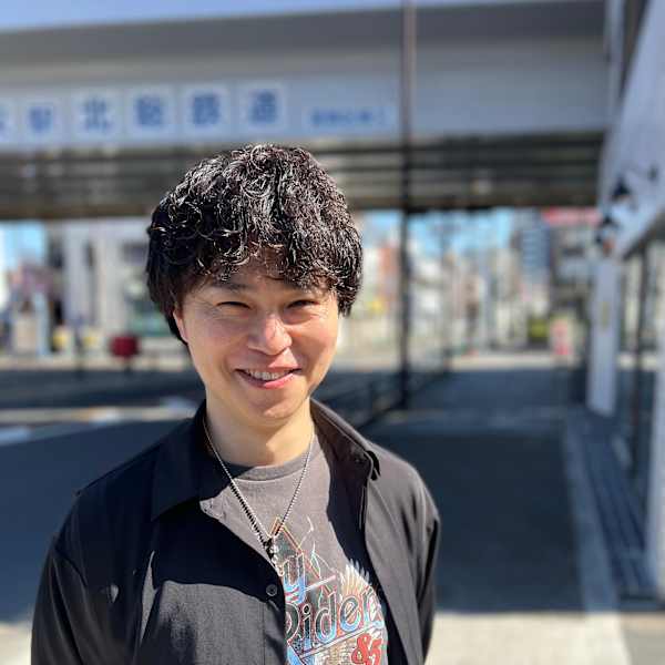 and-B【アンドビー】のスタッフ紹介。山中　悠吾