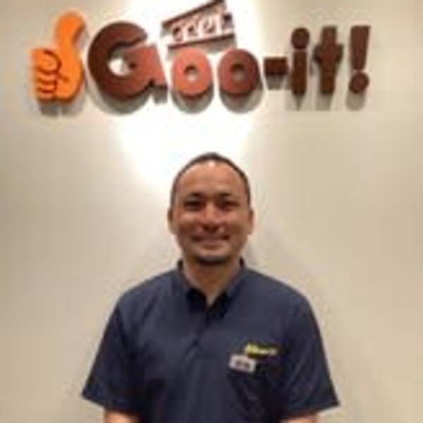 Goo-it! 新宿御苑店【グイット シンジュクギョエンテン】のスタッフ紹介。タカハシ