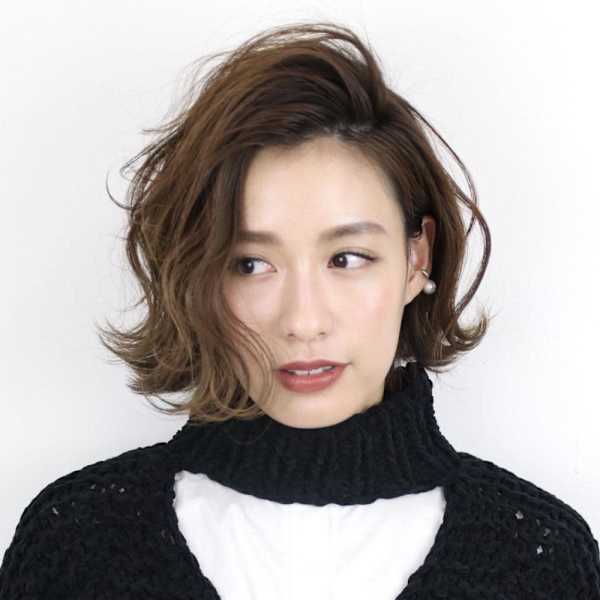 艶髪♪外ハネかきあげバング