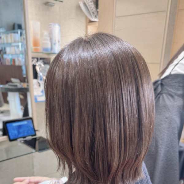 小顔見えする結べるボブ