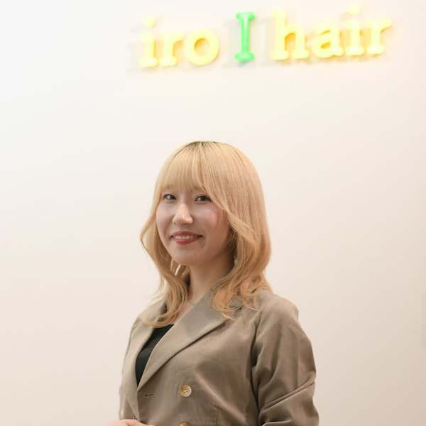 iro I hair【イロアイヘアー】のスタッフ紹介。松本 麗実