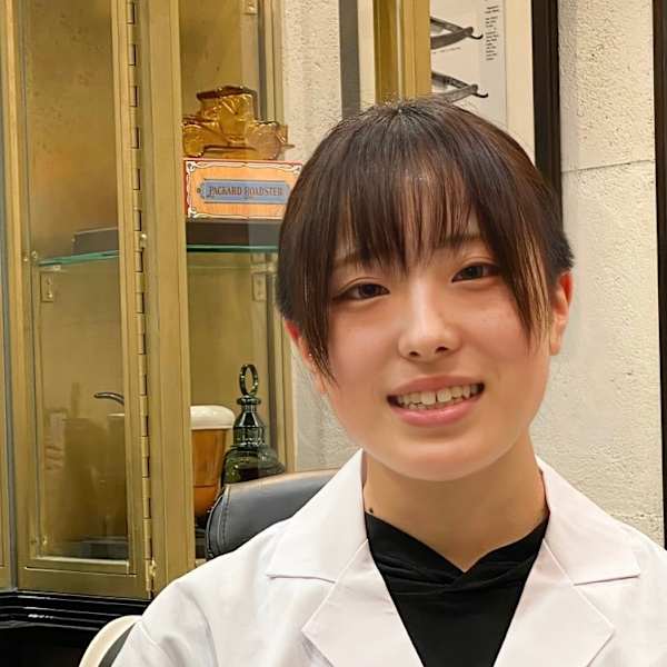 ヒロ銀座 バーバーショップ 札幌本店【HIRO GINZA BARBER SHOP】【ヒロギンザ バーバーショップ サッポロホンテン】のスタッフ紹介。福村 美沙紀