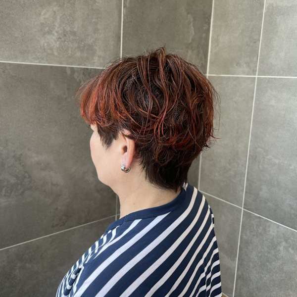 オレンジブラウン