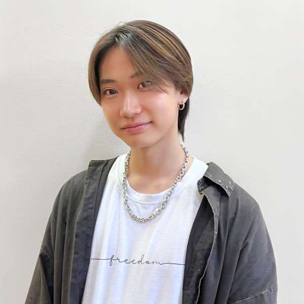 Beautissimo 川越【ビューティシモ カワゴエ】のスタッフ紹介。伊藤 鳳汰