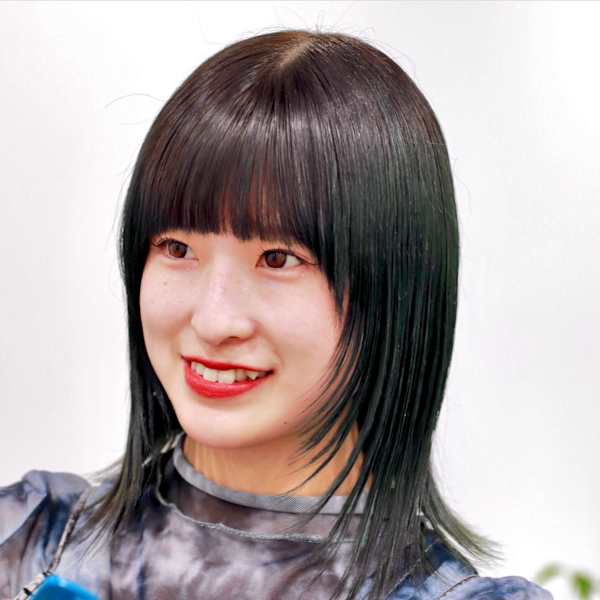 RATIO HAIR DESIGN【レイシオ ヘア デザイン】のスタッフ紹介。uruna
