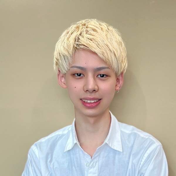 ヒロ銀座BARBER SHOP 秋葉原店【ヒロギンザバーバーショップ アキハバラテン】のスタッフ紹介。芦川柚貴