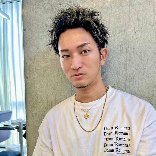 sweep 平尾【スウィープ ヒラオ】のスタッフ紹介。豊塚 幸嗣