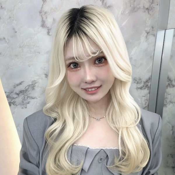 Ess 艶髪/髪質改善/韓国風【エスツヤガミカミシツカイゼンカンコクフウ】のスタッフ紹介。高瀬 寛菜