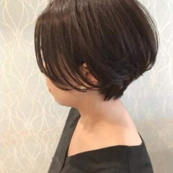 #暗めカラー　#くびれショート　#ハンサムショート|Chocolat Abeno