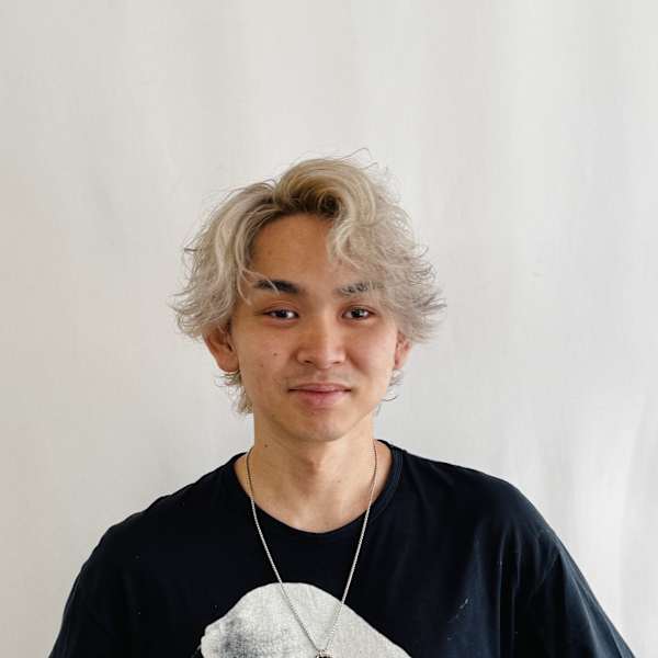 ELLYLONDON 三宮Part2店【エリーロンドン サンノミヤパートツー】のスタッフ紹介。渡邊 凜