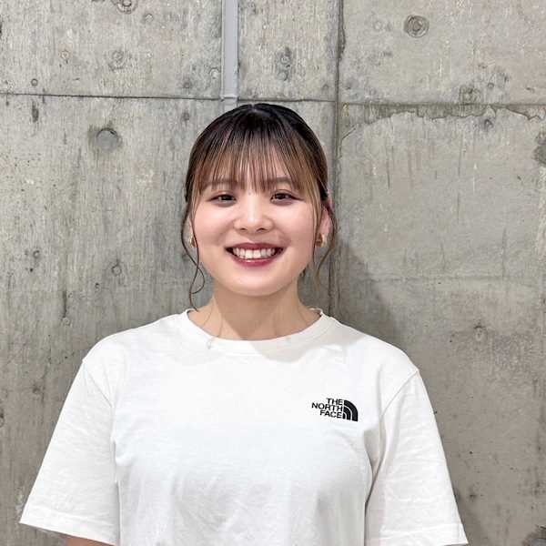 solua上本町【ソルアウエホンマチ】のスタッフ紹介。林 美緒