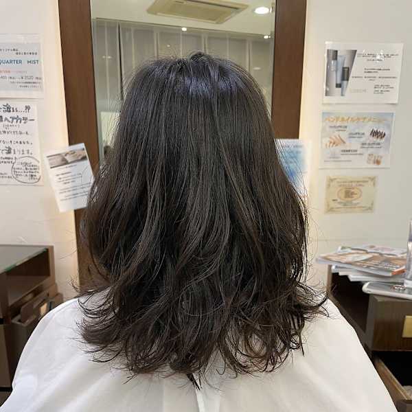 ゆるふわ外ハネウエーブ|QUARTER RESORT 神楽坂