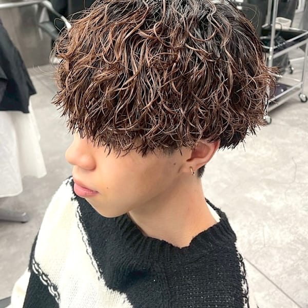 Men's salon ONE's NAGOYA 名古屋栄店|Men's salon ONE's NAGOYA メンズパーマ/メンズカット/眉毛/名古屋栄店