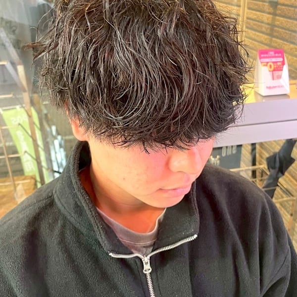 Men's salon ONE's NAGOYA 名古屋栄店|Men's salon ONE's NAGOYA メンズパーマ/メンズカット/眉毛/名古屋栄店