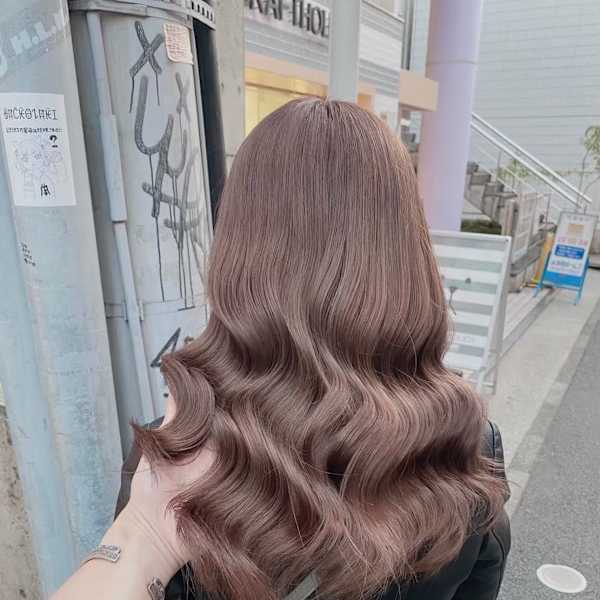 ONE's Chloe 原宿店×スタイル|ONE's Chloe 原宿店 ケアブリーチ/ダブルカラー/インナーカラー