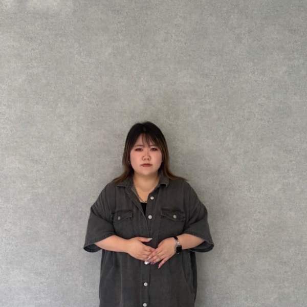 HAIR & MAKE EARTH 石巻店【ヘアメイクアース イシノマキテン】のスタッフ紹介。日野希瑠
