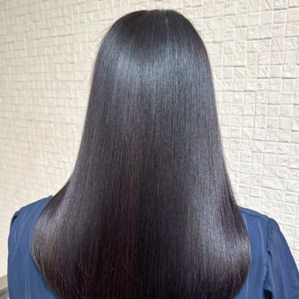 艶髪 髪質改善トリートメント セミロング ストレートヘア|Beautissimo 所沢