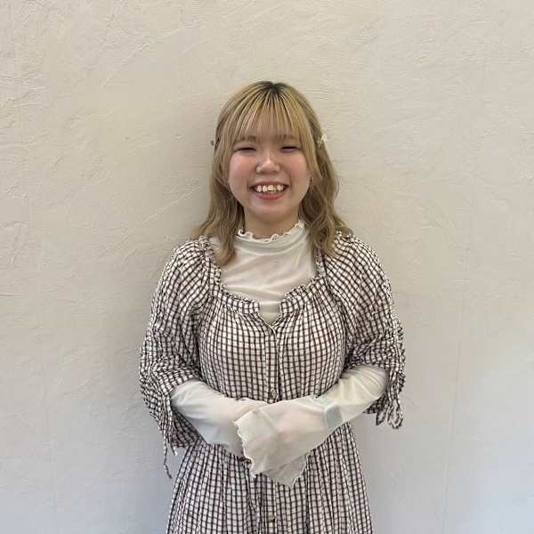 cha-cha Blanc【金剛駅前店】【チャチャブラン コンゴウエキマエテン】のスタッフ紹介。元山