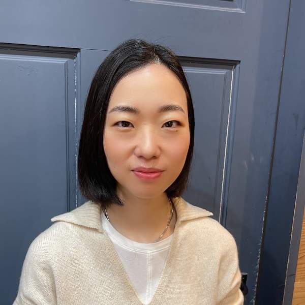 little 銀座【リトルギンザ】のスタッフ紹介。川崎　結衣