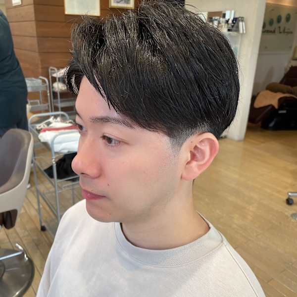 爽やかなマッシュスタイル
