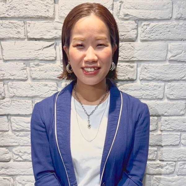【全席半個室サロン】Natural 広島店【ナチュラル ヒロシマテン】のスタッフ紹介。片瀬　瞳